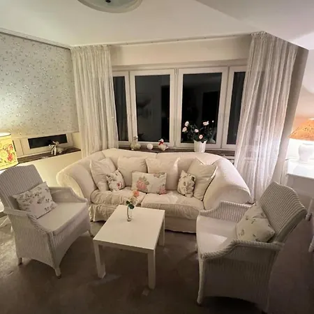 Exquisit Hotel 3*