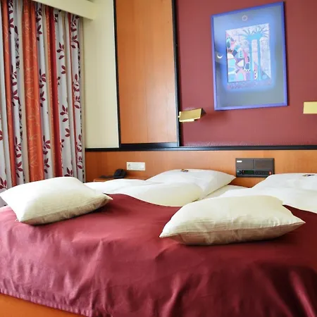 Exquisit 3* Minden (North Rhine-Westphalia)