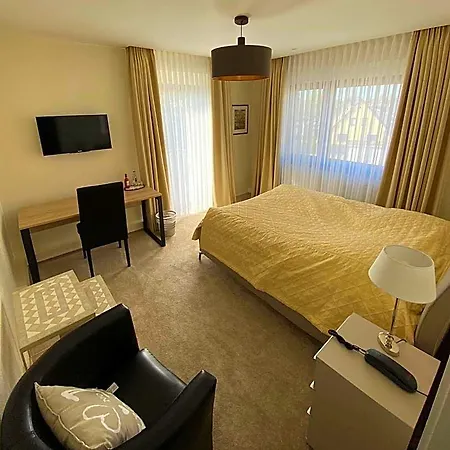 Exquisit Otel